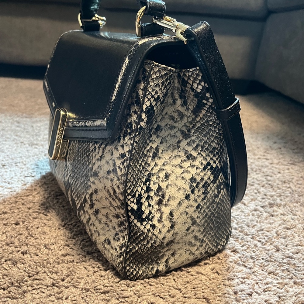 Brahmin Elegant Black and Gray Snakeskin Women's Bag - Picture 4 of 12